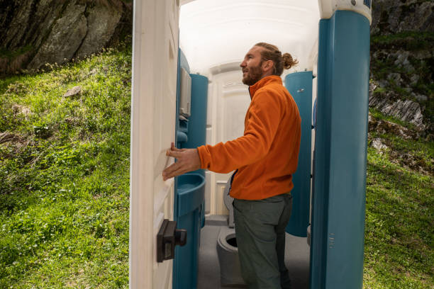 Best Portable restroom trailer rental  in Powell, TN